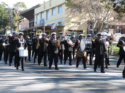 SA Navy Band livens up Main Road