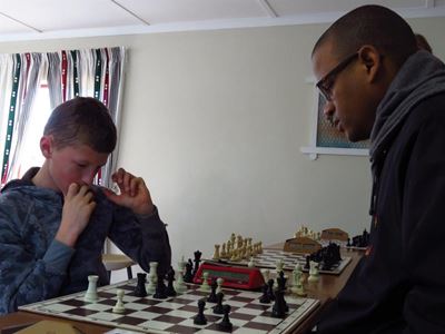 Oyster equals chess