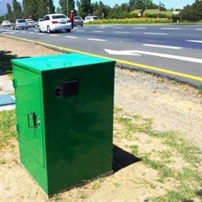 Glimlag vir die kamera