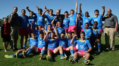 Gimmies speel rugby in pienk