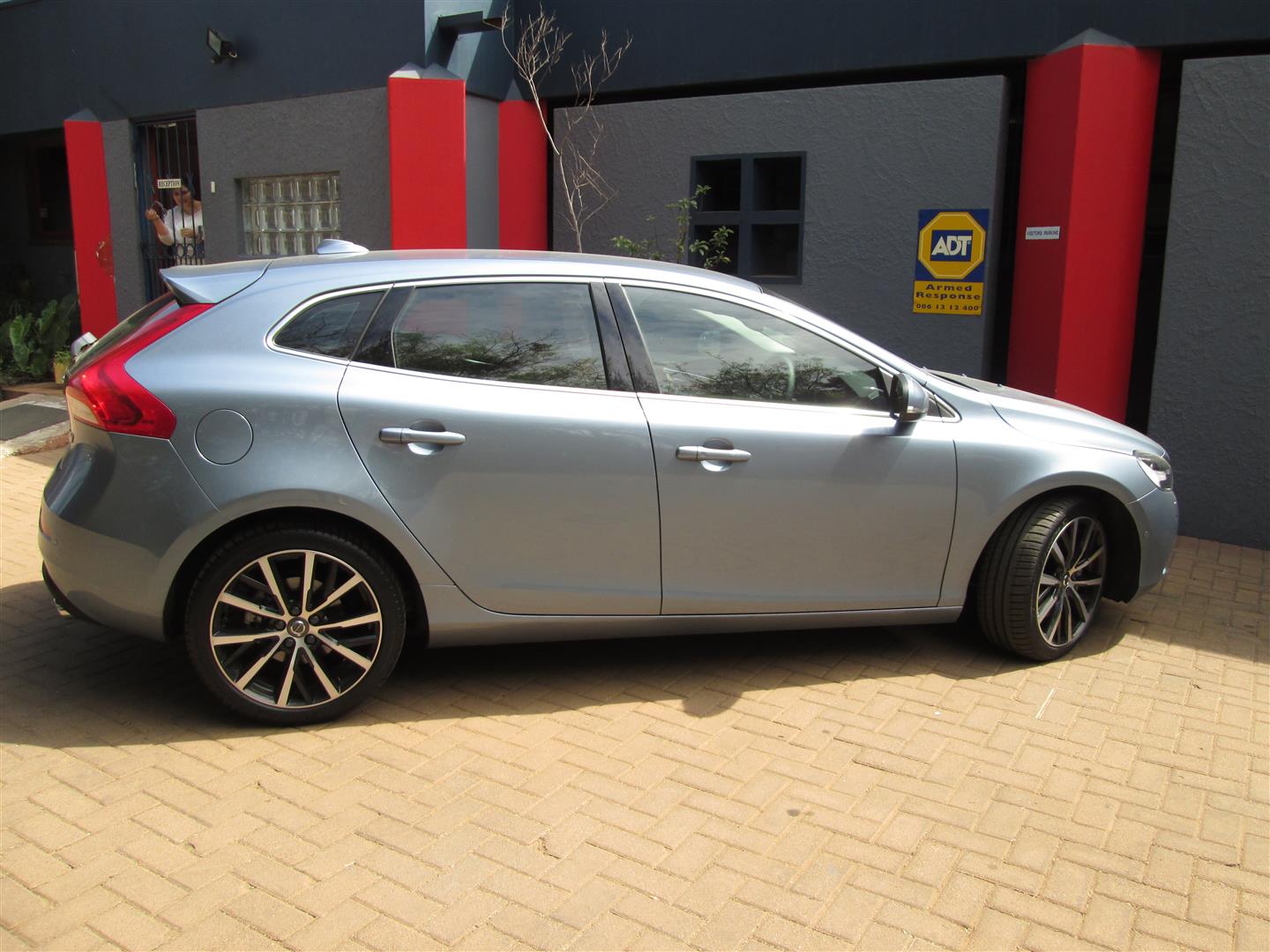 Updated Volvo V40 now in South Africa | George Herald