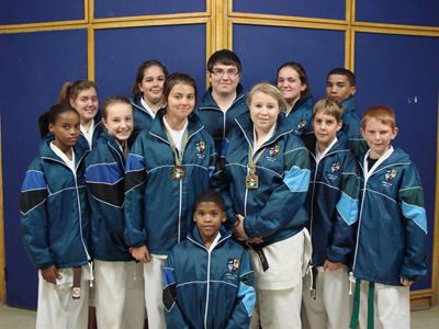 Karatekas blink uit