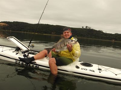 Kayak-hengelklub se eerste ligabyeenkoms