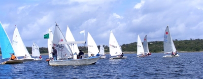 Olivier and Vonk lead sailing series