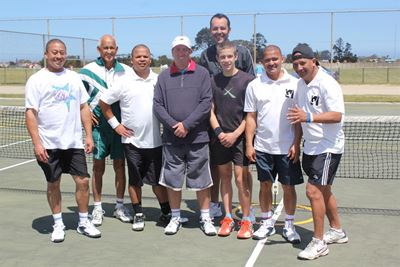 Gemengde sukses vir plaaslike tennisspanne