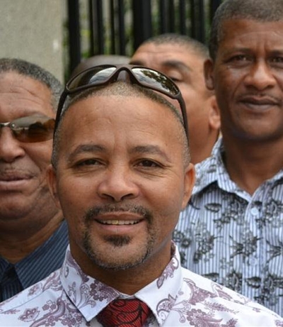 ANC probeer April se doppie klink