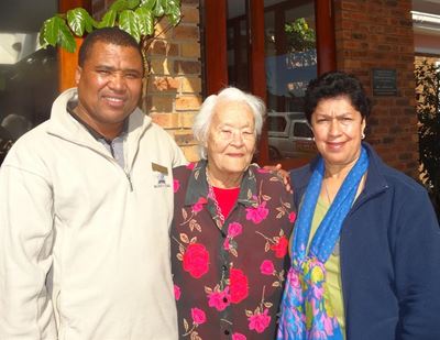 Opvolg: 93 koeke vir 93 jare