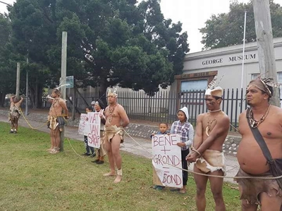 'Gee terug ons voorvaders se oorblyfsels'