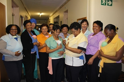 Kangaroe-moedersorg in Oudtshoorn-hospitaal
