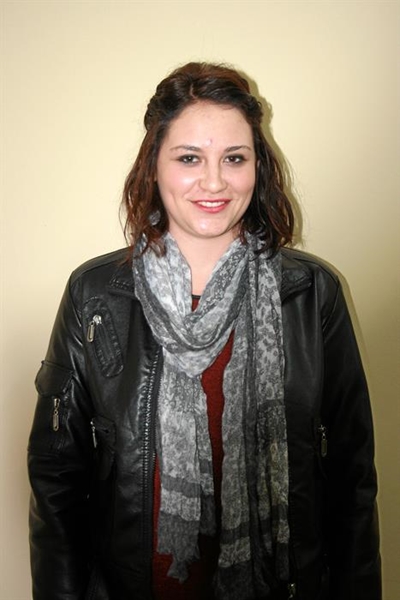 Journalism student shadows at South Cape FORUM