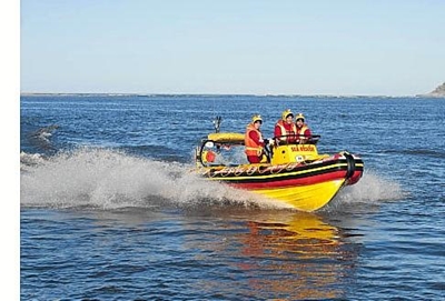 Opvolg: Duikers soek vermiste tiener