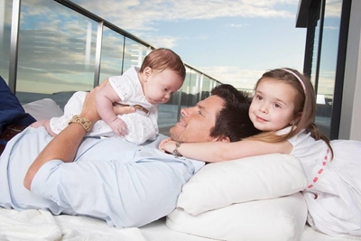 Elvis Blue en gesin terug in George