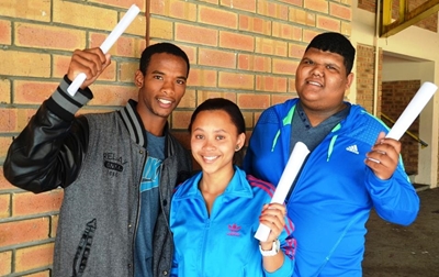 100% pass rate in four subjects