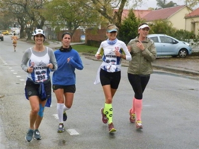 Mosselbaaiers skitter met Madiba-padwedloop