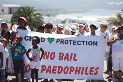 Plett against bail for paedophiles