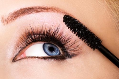 There may be metals in your cosmetics