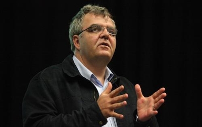 'Farmers don't earn enough'