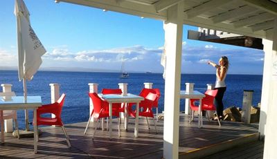 Harbour wall becomes tourism hub