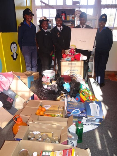 Navy gets down and dirty in Knysna