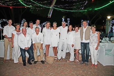 Oakhurst Insurance takes a seat at Kwagga-langtafel