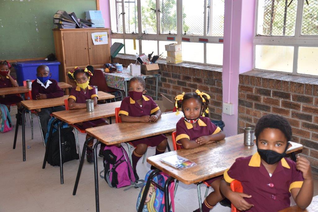 Grade 1's first day at Bongolethu Primary Oudtshoorn Courant