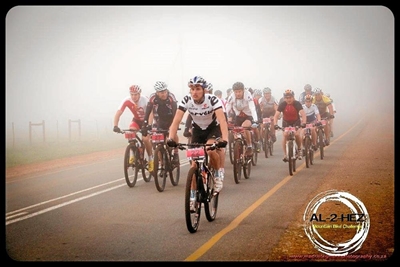 Al-2-Hez bergfietswedren spel sukses