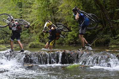 Expedition Africa comes to Pine Lake Marina