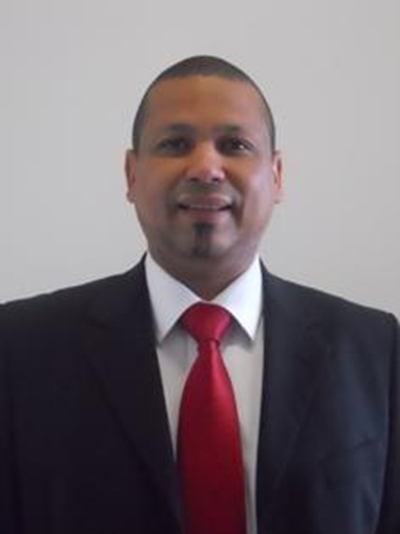 Ricky Spandiel talks in Dubai