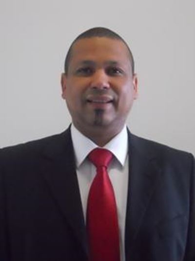 Ricky Spandiel talks in Dubai
