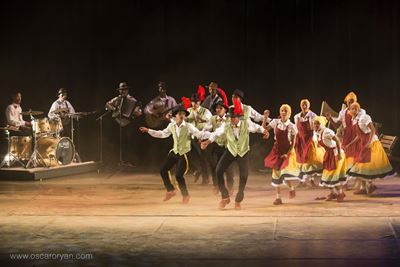 'Die Nuwe Graskoue Trappers' at George Show