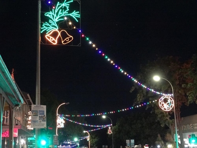 Knysna switches to festive spirit