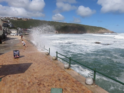 Supermoon and tides ensure dramatic experience
