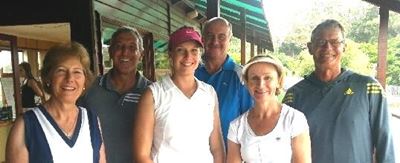 Mosselbaai Tennisklub stoomroller voort in Gemengde Liga