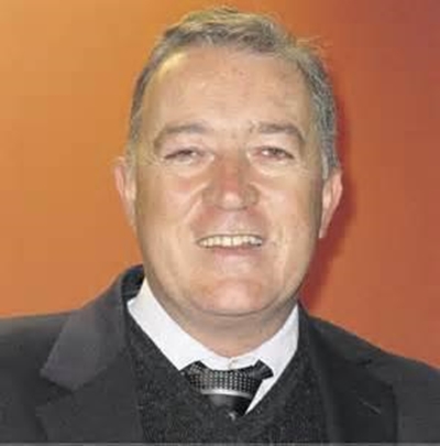 Dugmore states his opinion