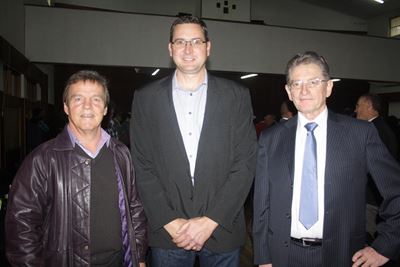 Opvolg: Sakeontbyt met dr. Theuns Eloff