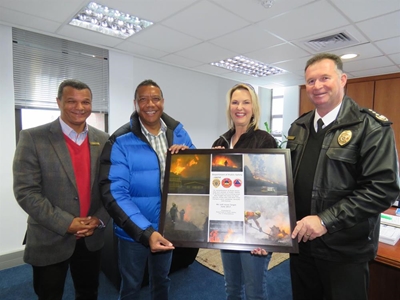 Jo'burg councillor pays tribute to firefighters
