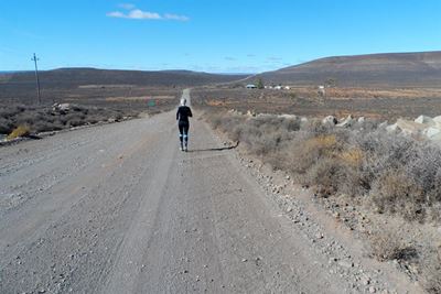 Vrou draf 720km deur Karoo