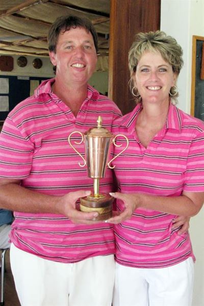 Moore-egpaar palm rolbaltrofee in