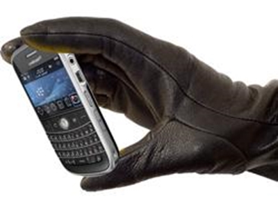 Gesteelde selfone word verkoop
