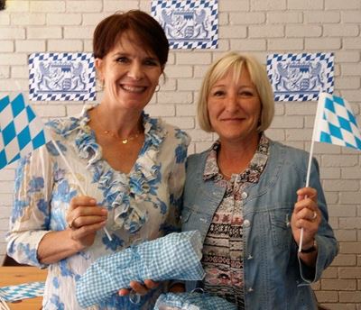 Bridge club goes Bavarian for October Fest