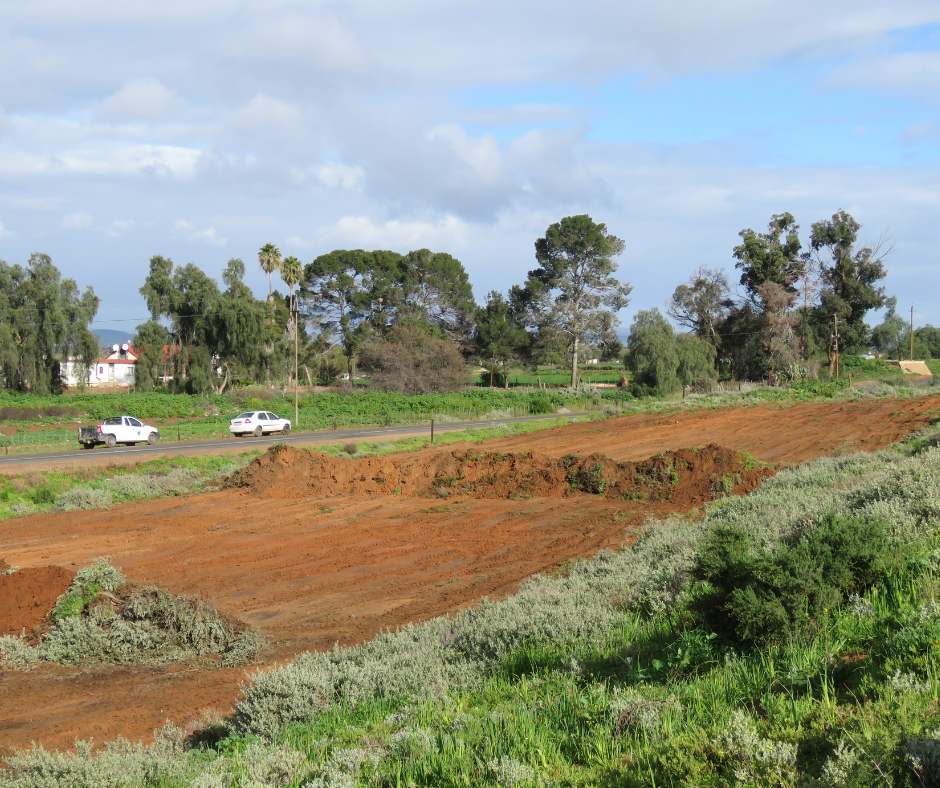 Oudtshoorn Diereherberg bou eie perseel Oudtshoorn Courant