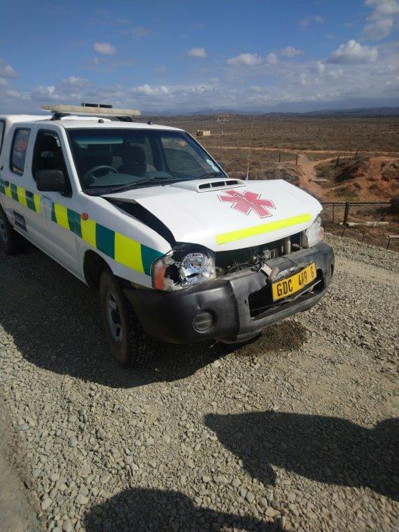 EMS voertuig in botsing Oudtshoorn Courant